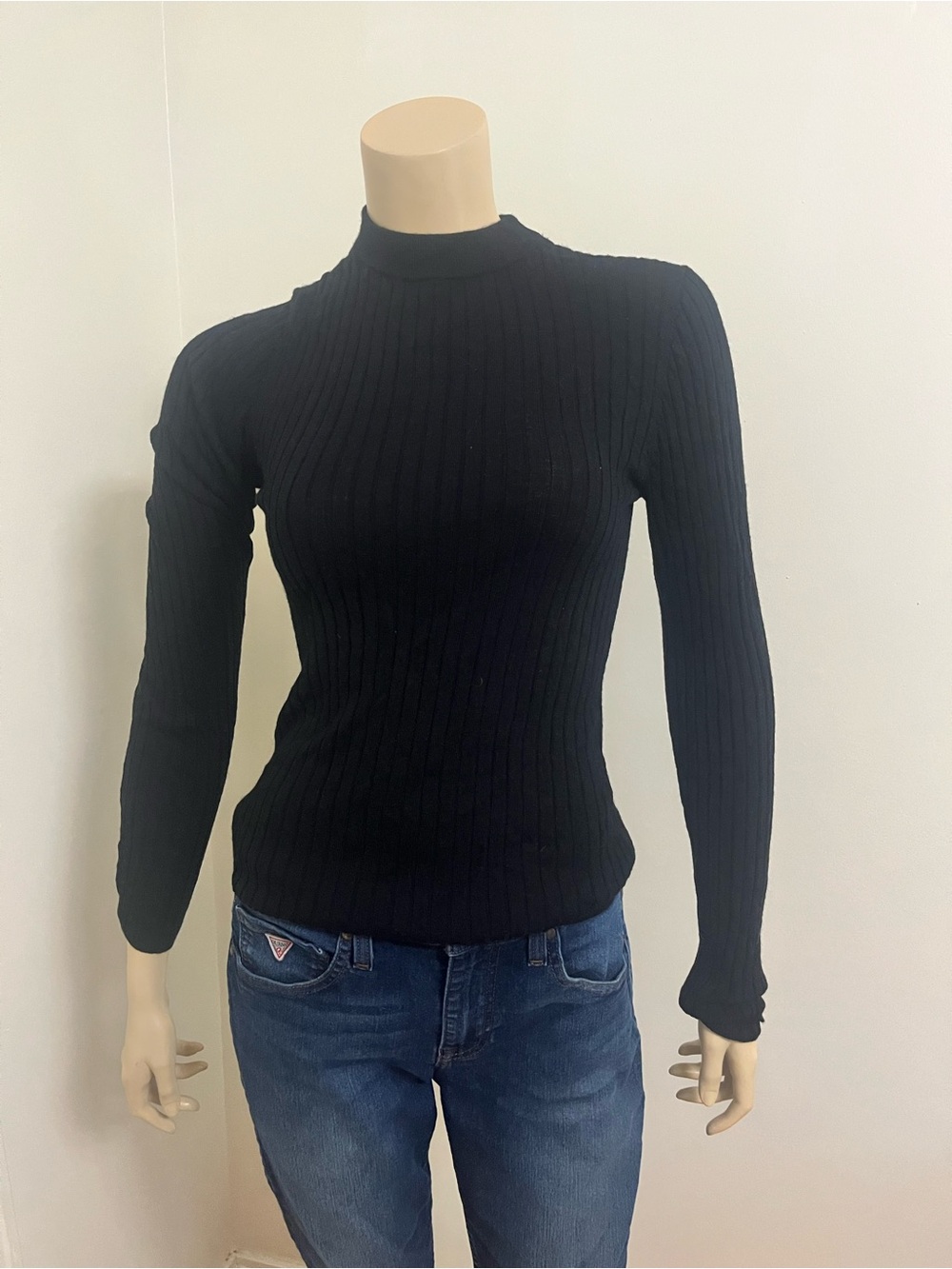 Uniqlo Black Ribbed Mock Neck Long Sleeve Top